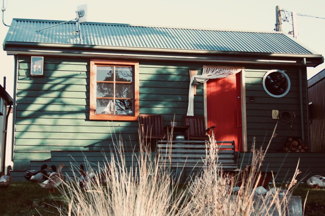 Salt Box Hideaway Apartment Strahan Luaran gambar